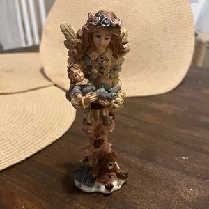 Boyds Bears & Friends Serenity Mother Angel Statue Holiday Christmas Home Decor